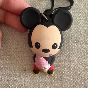 Monogram Disney Mickey and Friends: Mickey Mouse Eating Ice Cream 3D Foam Clip